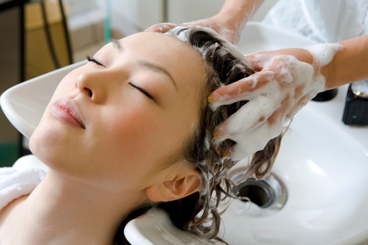 Японский шампунь для ухода за волосами